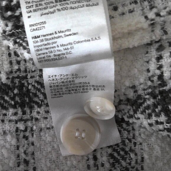 H&M Boucle Jacket Textured Tweed Black & White Plaid Button Front Pockets EUC  S - Picture 8 of 8